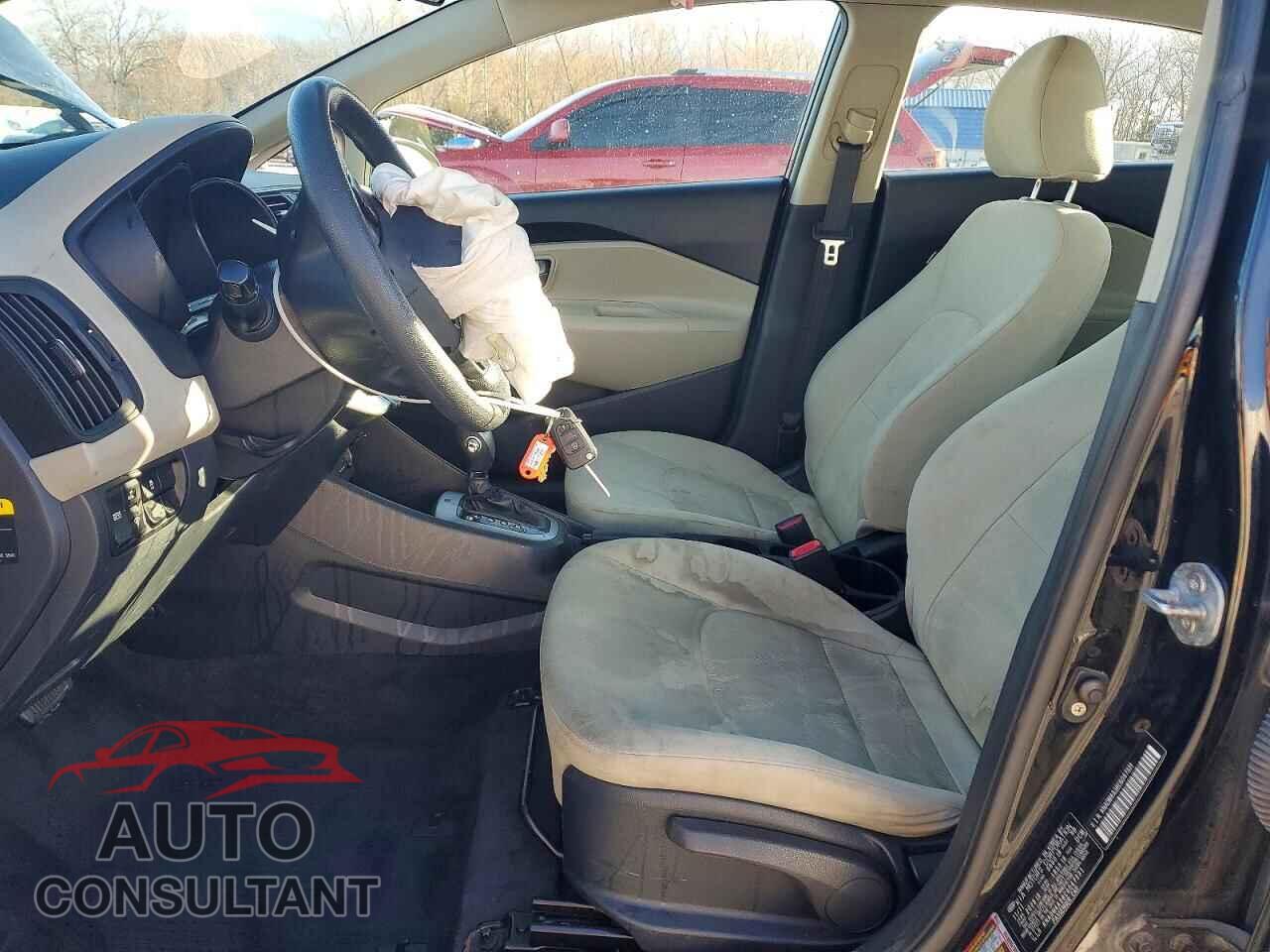 KIA RIO 2012 - KNADM4A38C6047331