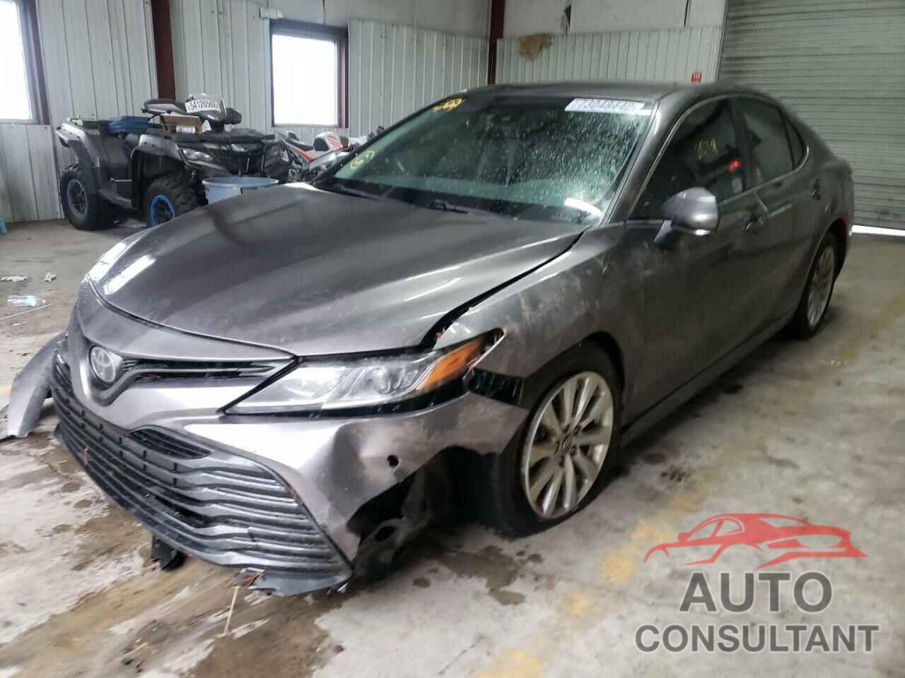 TOYOTA CAMRY 2018 - 4T1B11HK3JU081549