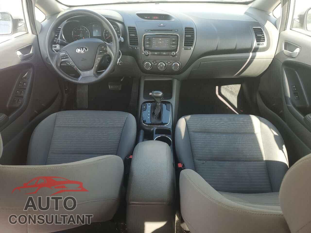 KIA FORTE 2017 - 3KPFL4A76HE074451