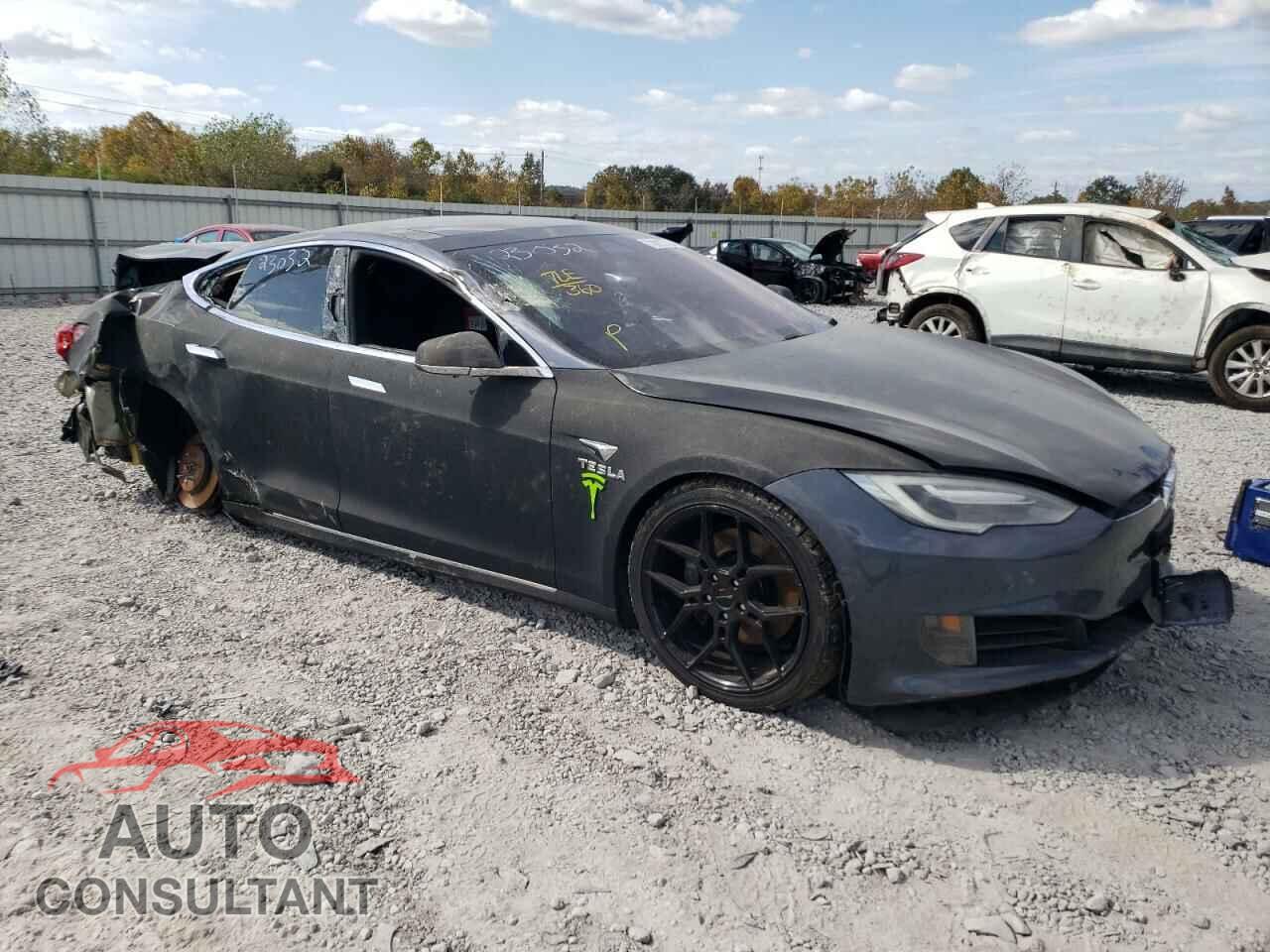 TESLA MODEL S 2017 - 5YJSA1E15HF201595