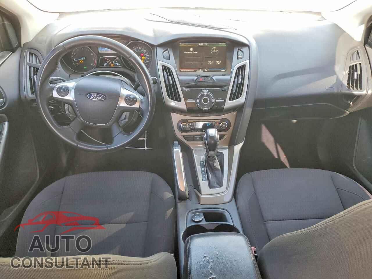 FORD FOCUS 2012 - 1FAHP3M27CL280147