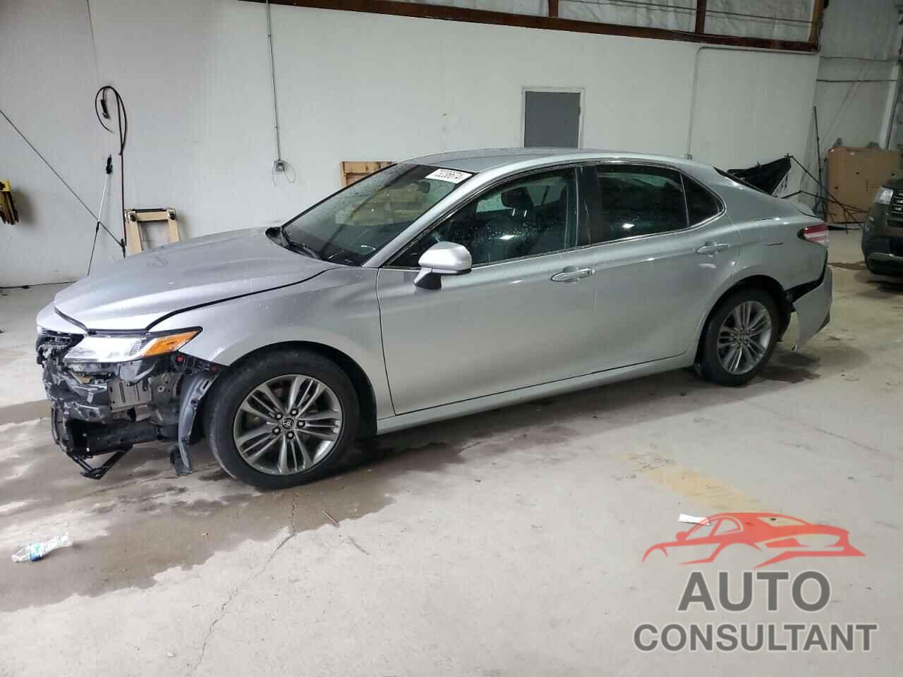 TOYOTA CAMRY 2018 - 4T1B11HK9JU014437