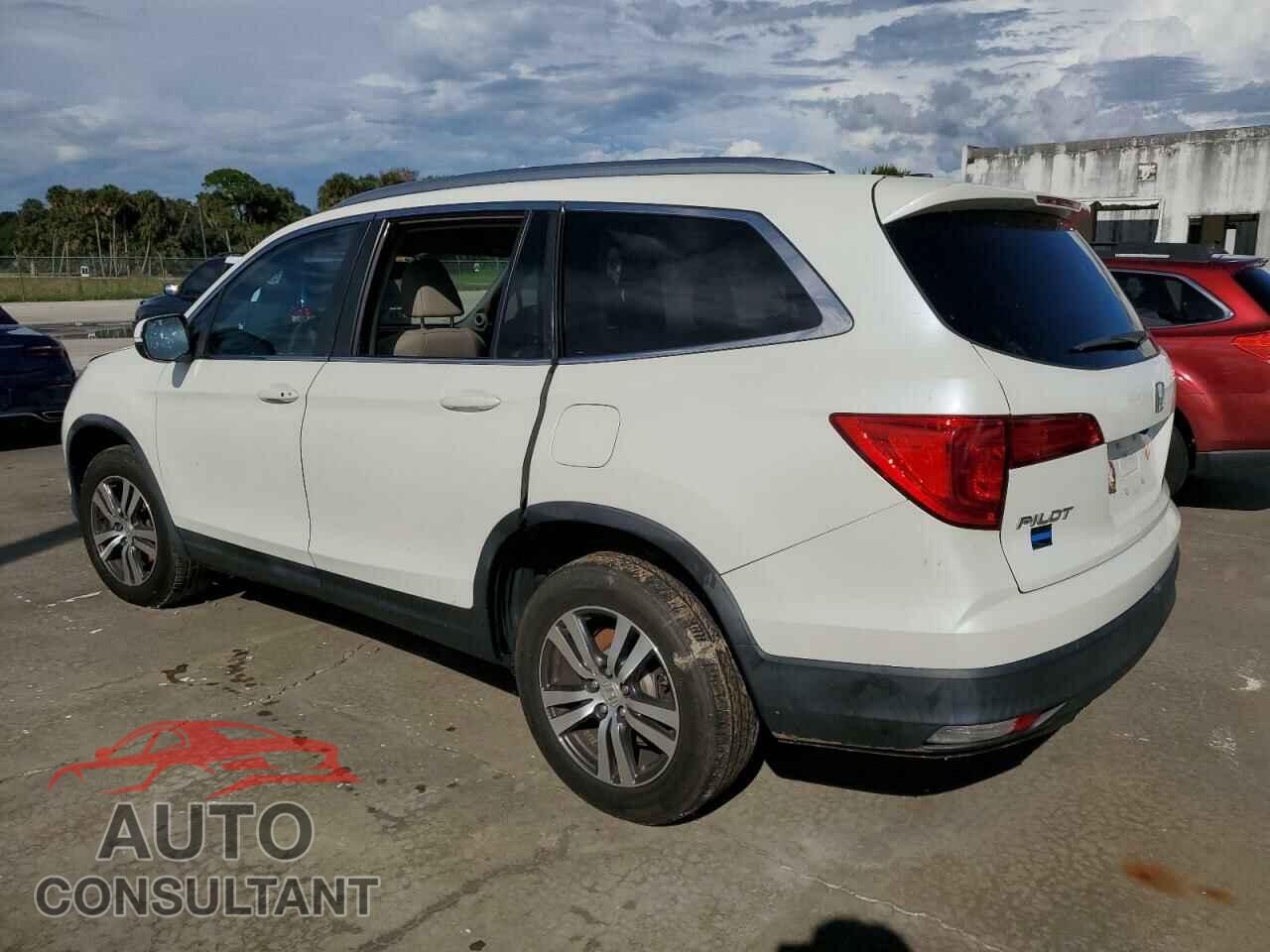 HONDA PILOT 2017 - 5FNYF6H55HB026336