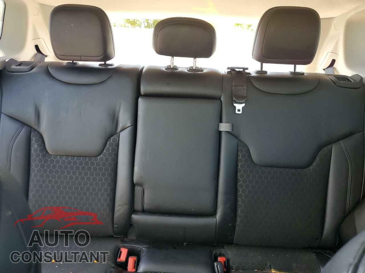 JEEP COMPASS 2021 - 3C4NJCBB7MT505190