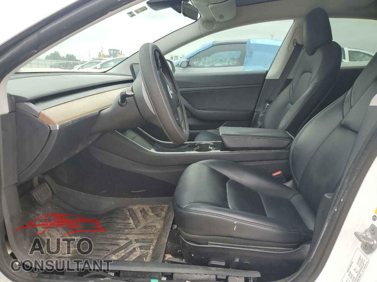 TESLA MODEL 3 2020 - 5YJ3E1EA2LF504772
