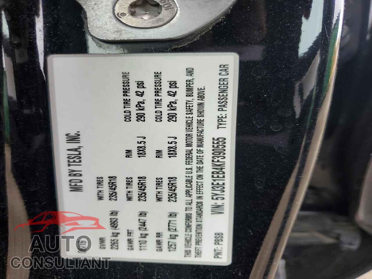 TESLA MODEL 3 2019 - 5YJ3E1EB4KF390555