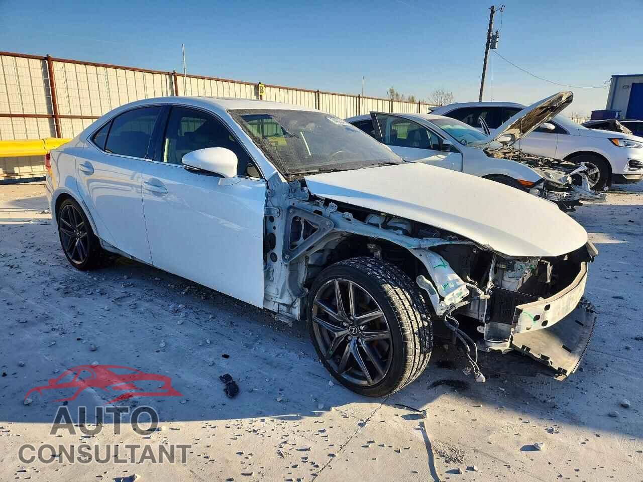 LEXUS IS 2014 - JTHBE1D24E5008641