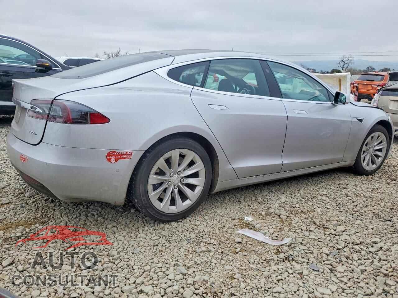 TESLA MODEL S 2017 - 5YJSA1E2XHF230079