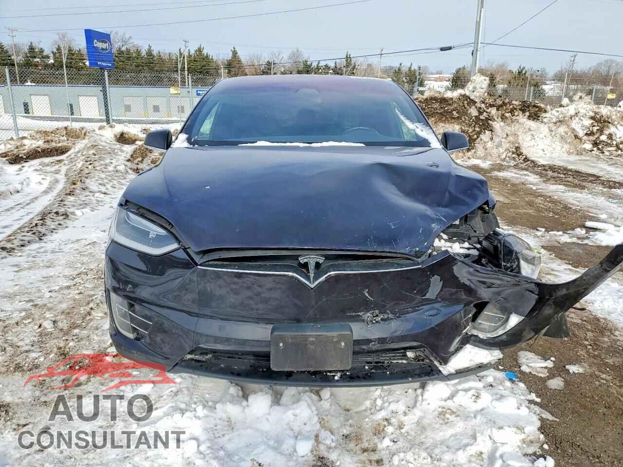 TESLA MODEL X 2017 - 5YJXCAE29HF040564