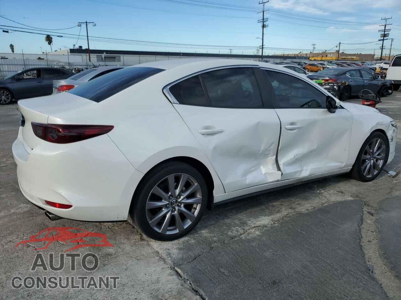 MAZDA 3 2019 - JM1BPACL0K1109765