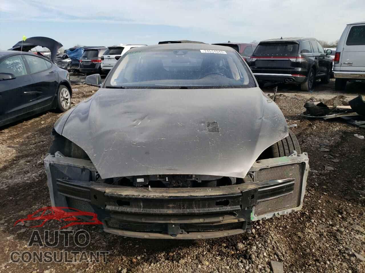 TESLA MODEL S 2015 - 5YJSA1E11FF111535