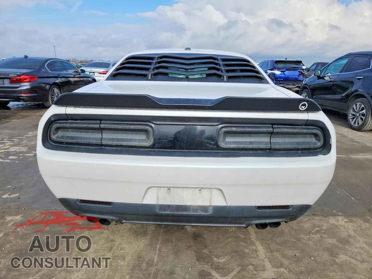 DODGE CHALLENGER 2015 - 2C3CDZAT8FH757719