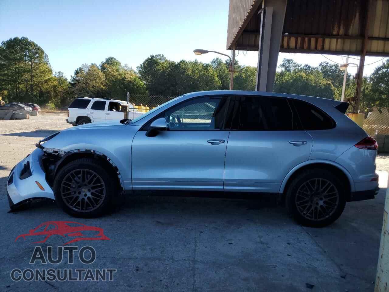 PORSCHE CAYENNE 2017 - WP1AA2A21HKA87077