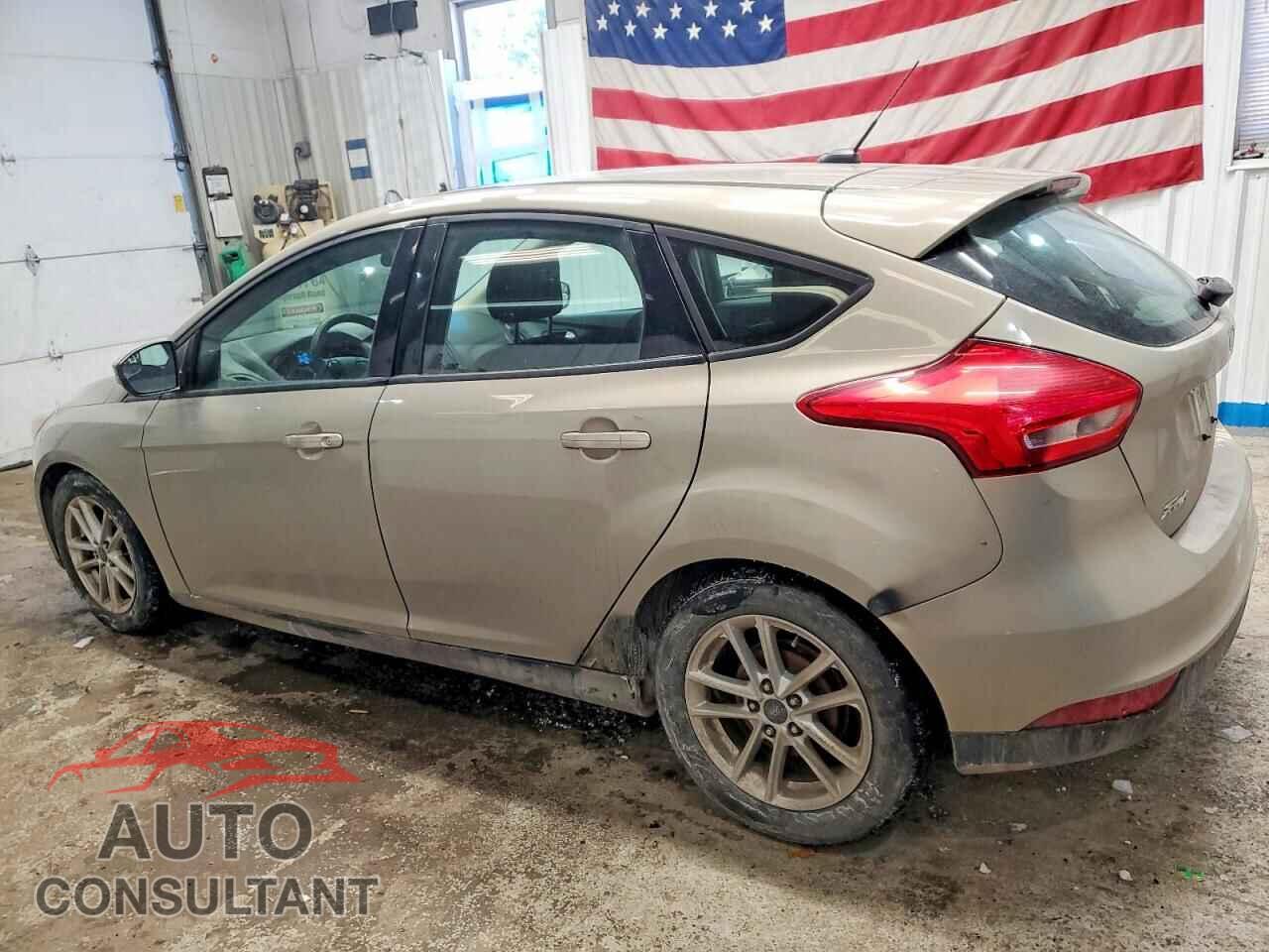 FORD FOCUS 2015 - 1FADP3K23FL201532