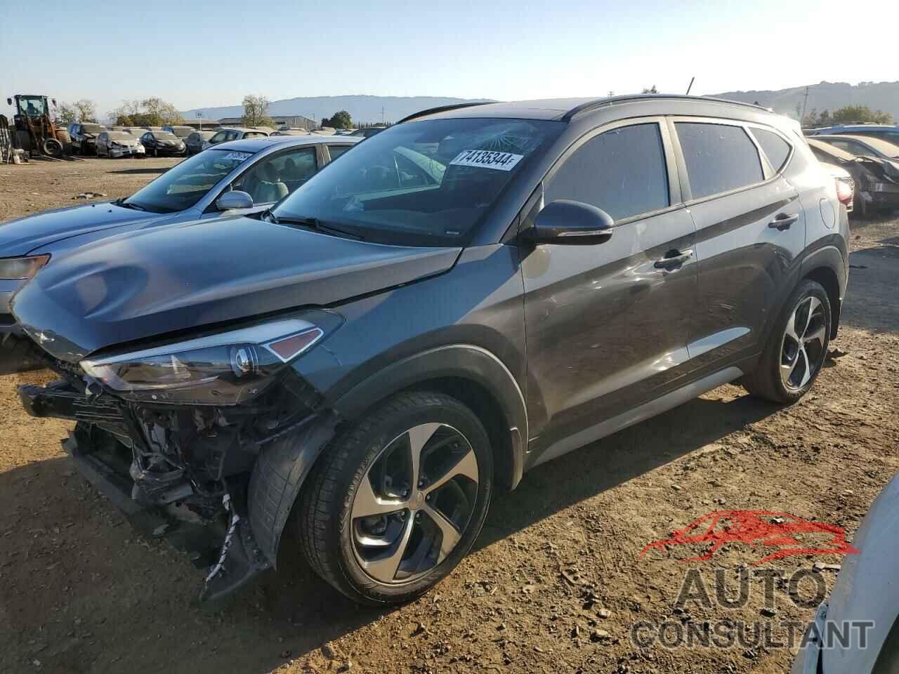 HYUNDAI TUCSON 2017 - KM8J33A27HU561230