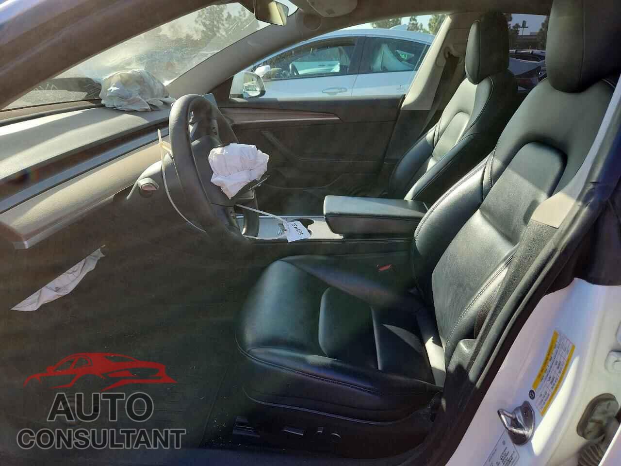 TESLA MODEL 3 2021 - 5YJ3E1EAXMF021385