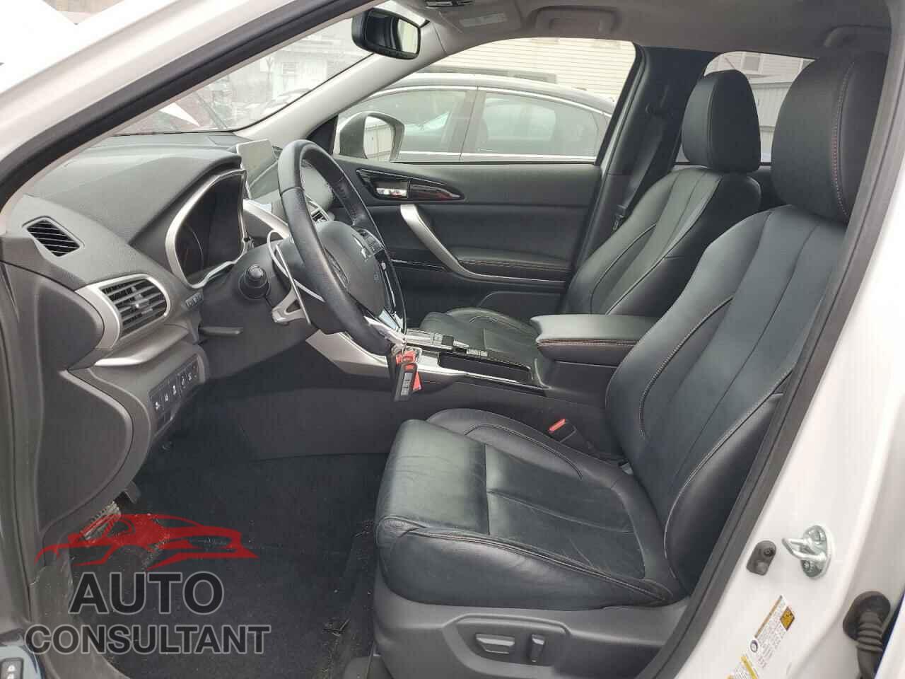 MITSUBISHI ECLIPSE 2018 - JA4AT5AA0JZ051134