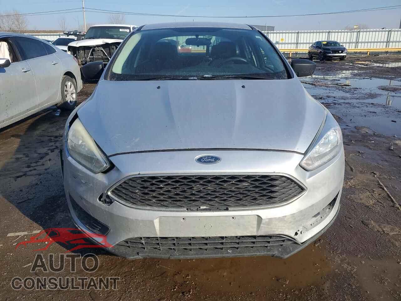 FORD FOCUS 2017 - 1FADP3E26HL253509