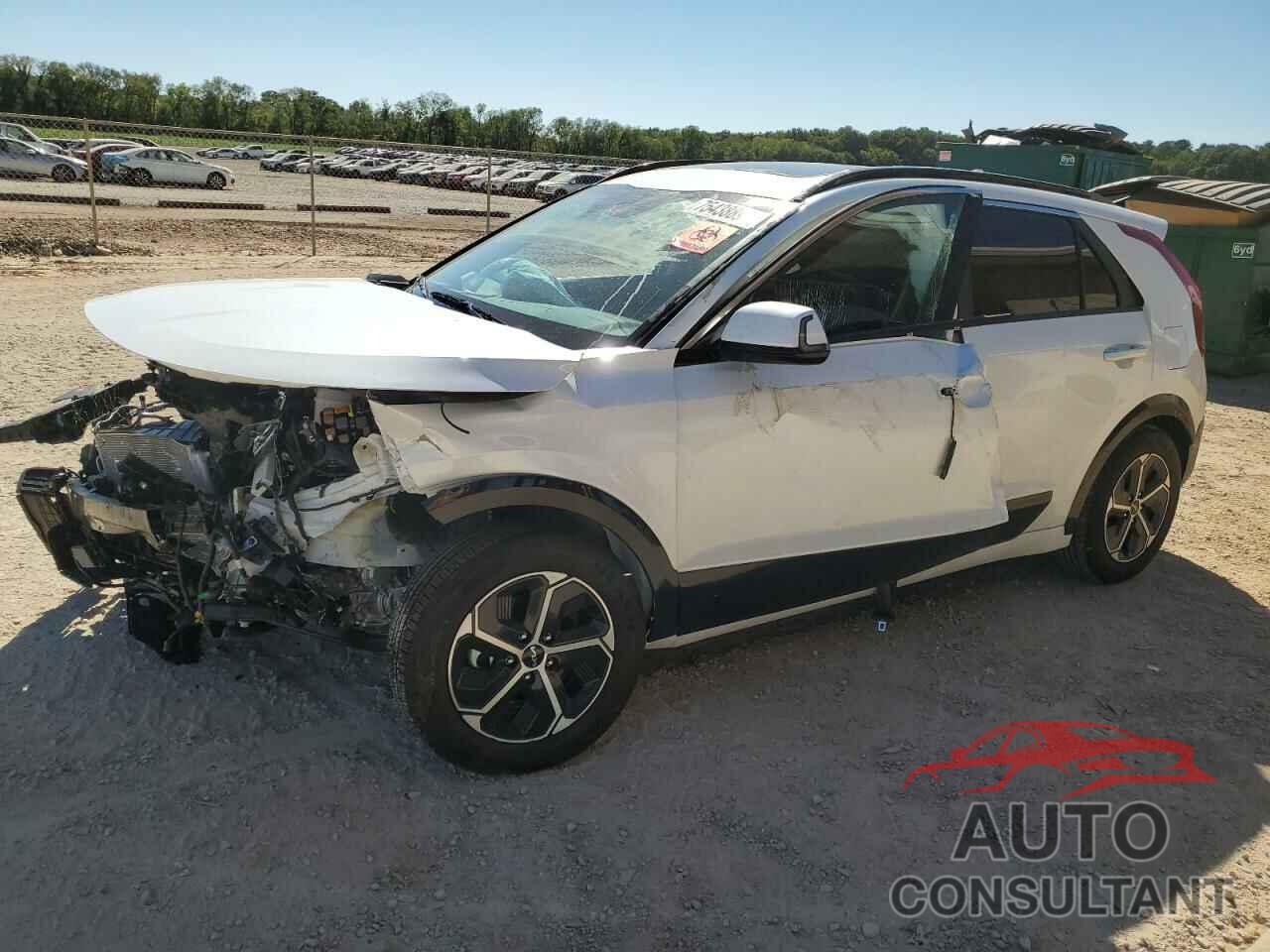 KIA NIRO SX 2023 - KNDCT3LE8P5106951