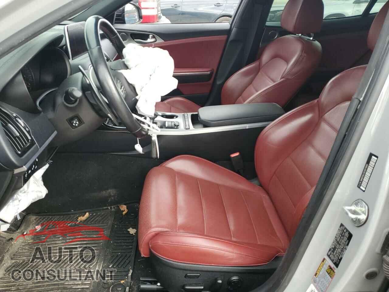 KIA STINGER 2020 - KNAE55LC2L6073301