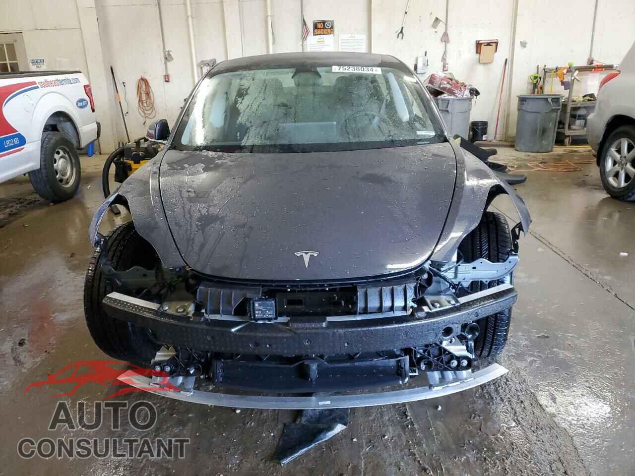 TESLA MODEL 3 2020 - 5YJ3E1EA2LF658124