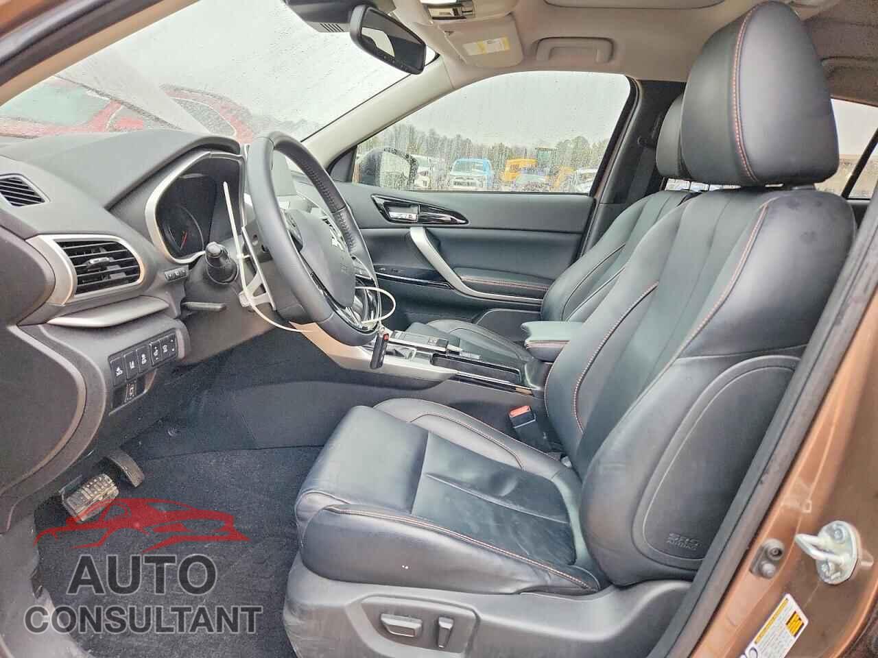 MITSUBISHI ECLIPSE 2018 - JA4AT5AA7JZ070313