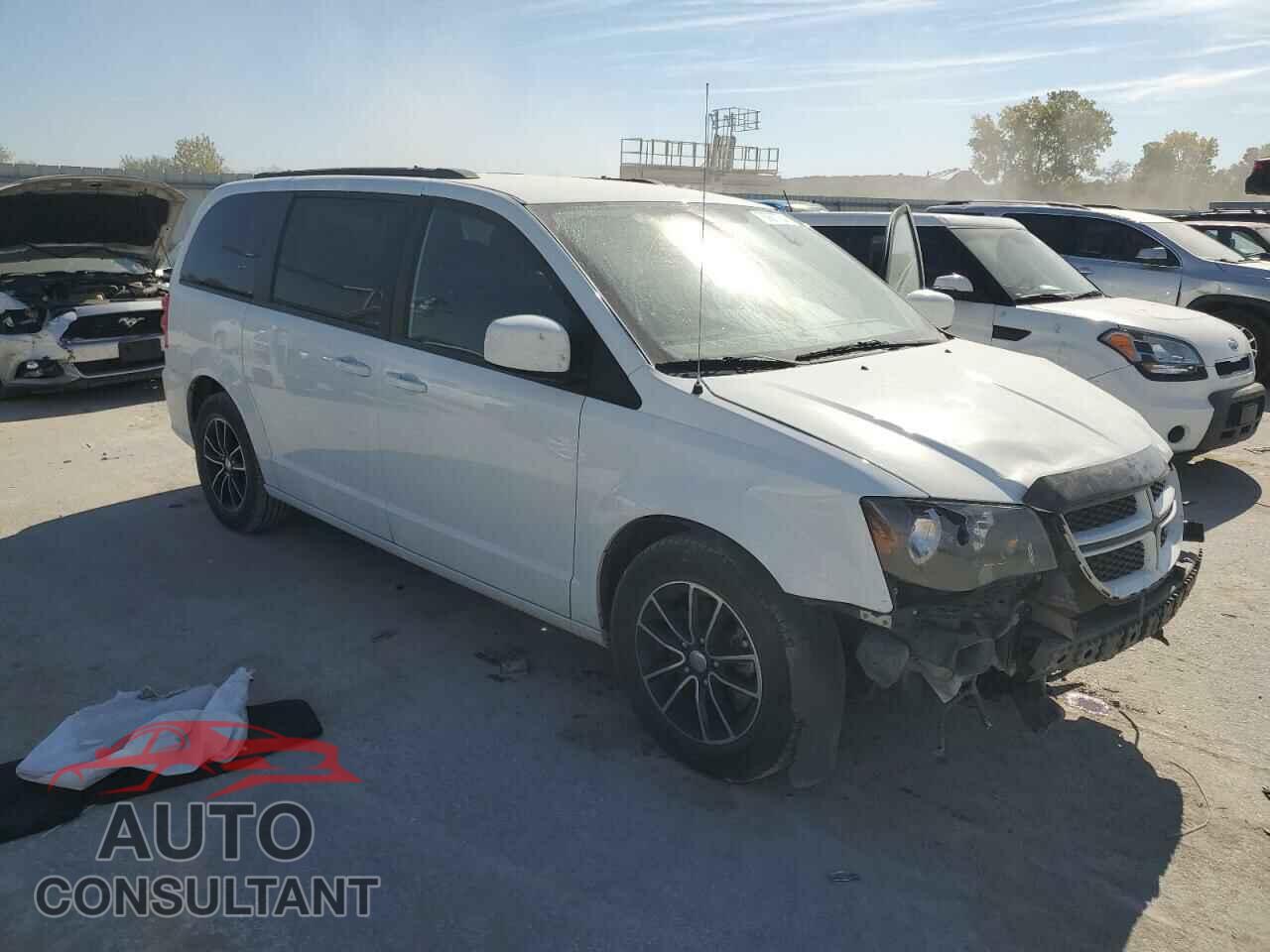 DODGE CARAVAN 2019 - 2C4RDGEG9KR566080