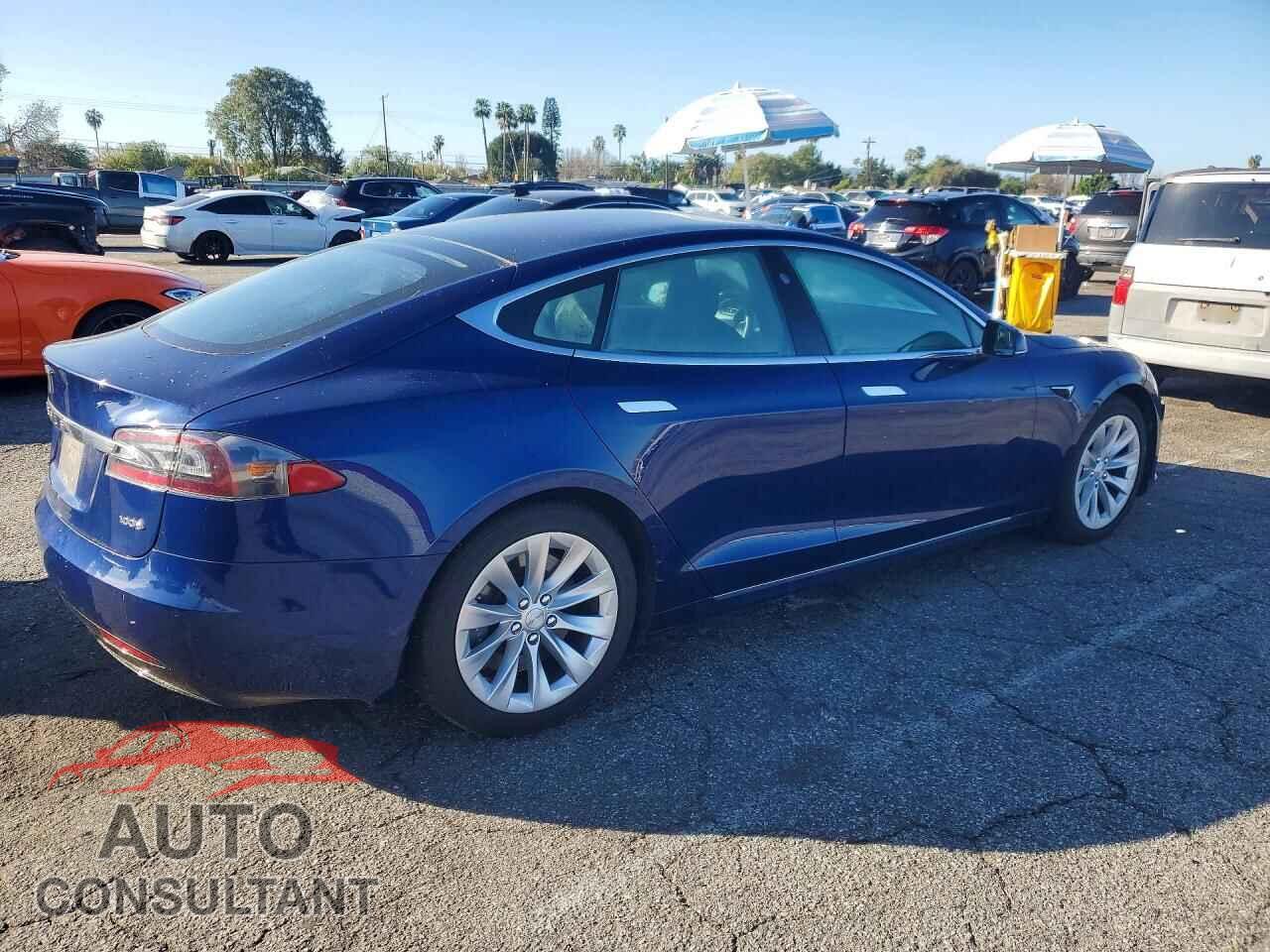 TESLA MODEL S 2018 - 5YJSA1E26JF266647