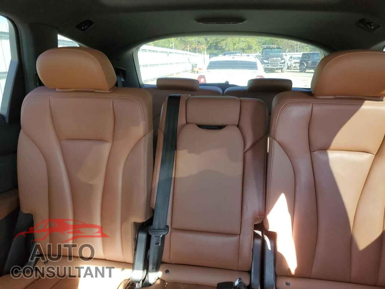AUDI Q7 2021 - WA1AXAF76MD010521