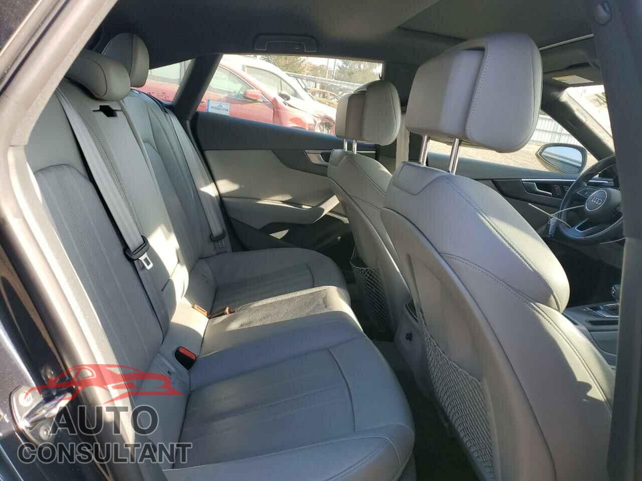 AUDI A5 2018 - WAUBNDF53JA007683