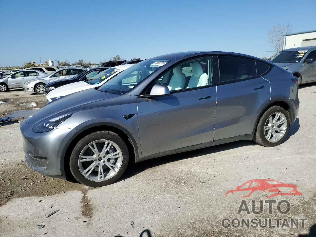 TESLA MODEL Y 2024 - 7SAYGDEE1RA288846