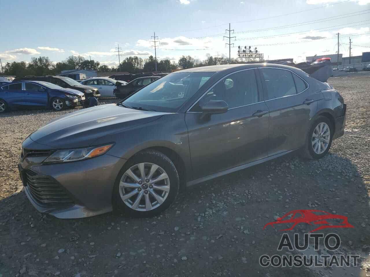 TOYOTA CAMRY 2018 - 4T1B11HK8JU521734