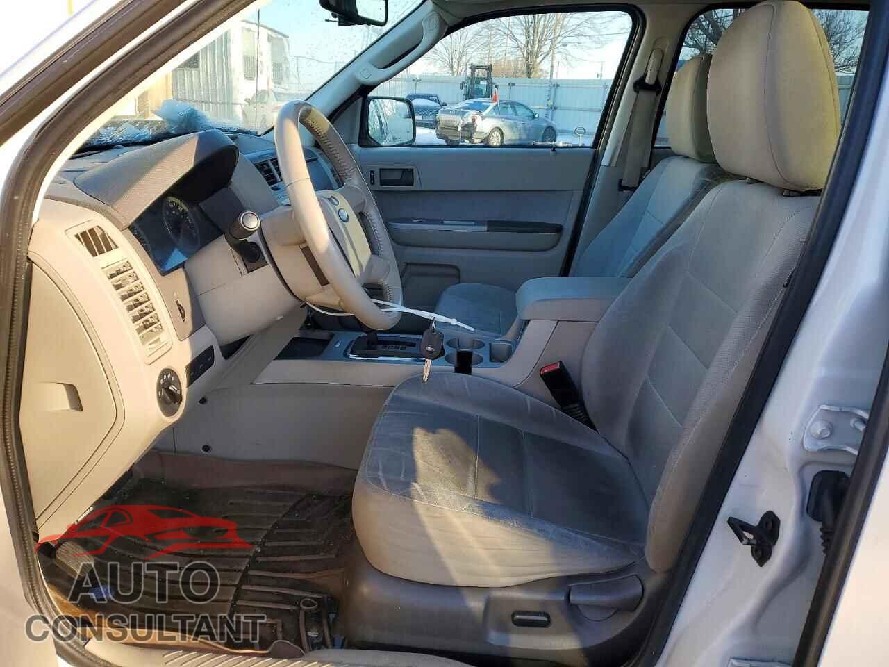 FORD ESCAPE 2011 - 1FMCU0D75BKB21084