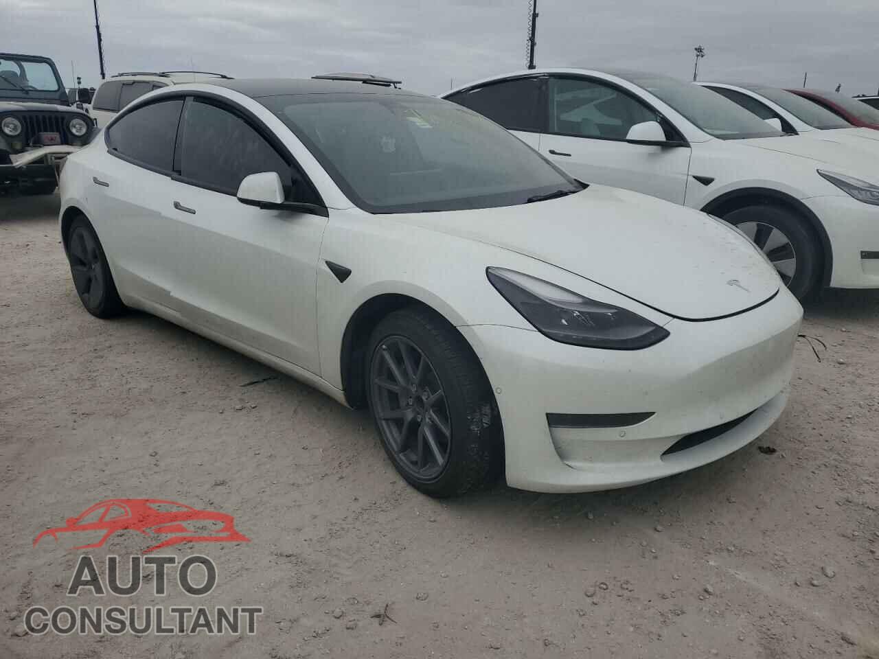 TESLA MODEL 3 2022 - 5YJ3E1EA2NF163909