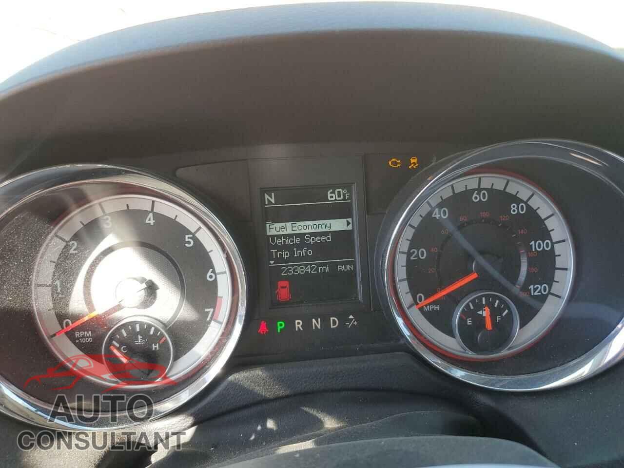 DODGE CARAVAN 2011 - 2D4RN5DG5BR757548