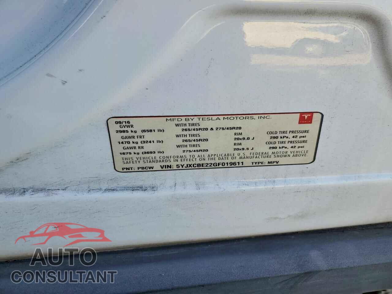 TESLA MODEL X 2016 - 5YJXCBE22GF019611