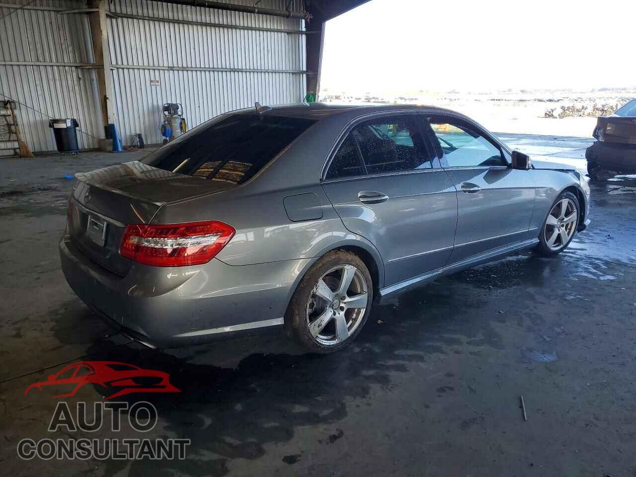 MERCEDES-BENZ E-CLASS 2012 - WDDHF5KB1CA593899
