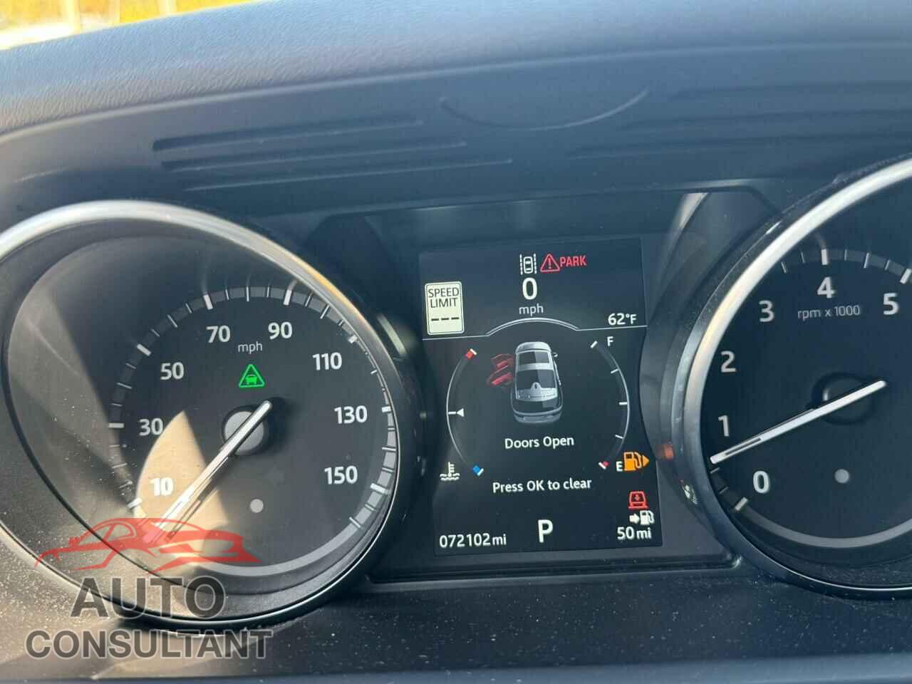 LAND ROVER DISCOVERY 2017 - SALRRBBV0HA042328