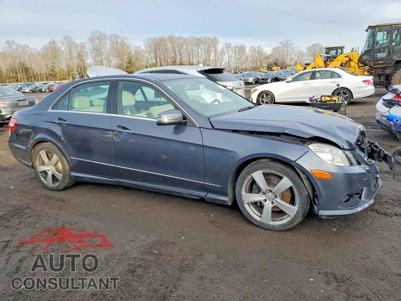 MERCEDES-BENZ E-CLASS 2011 - WDDHF8HB4BA330216