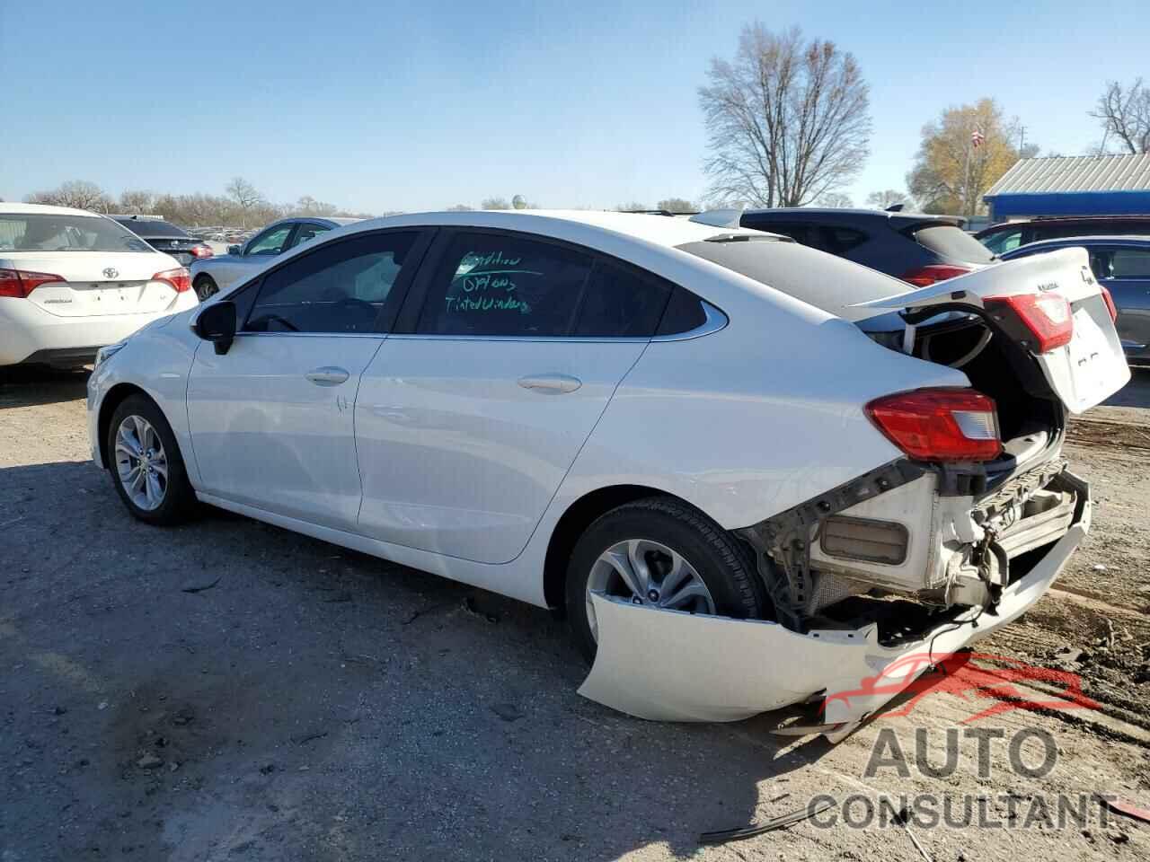 CHEVROLET CRUZE 2019 - 1G1BE5SM1K7126572