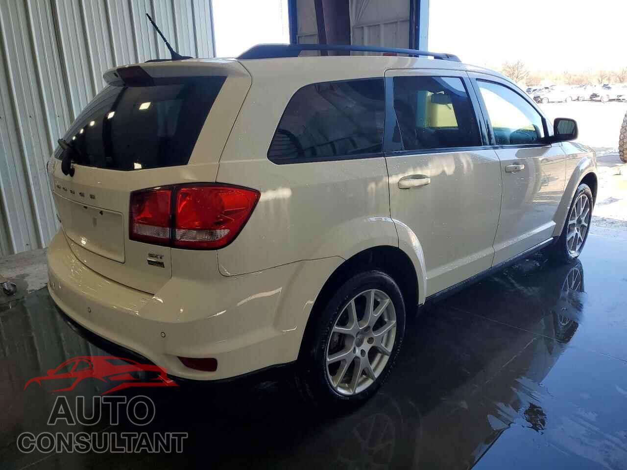 DODGE JOURNEY 2015 - 3C4PDCBG2FT711290