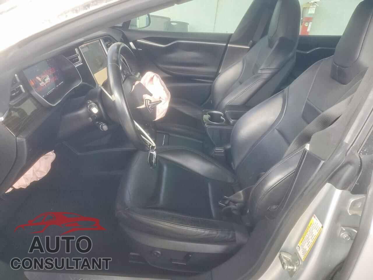 TESLA MODEL S 2016 - 5YJSA1E27GF160152