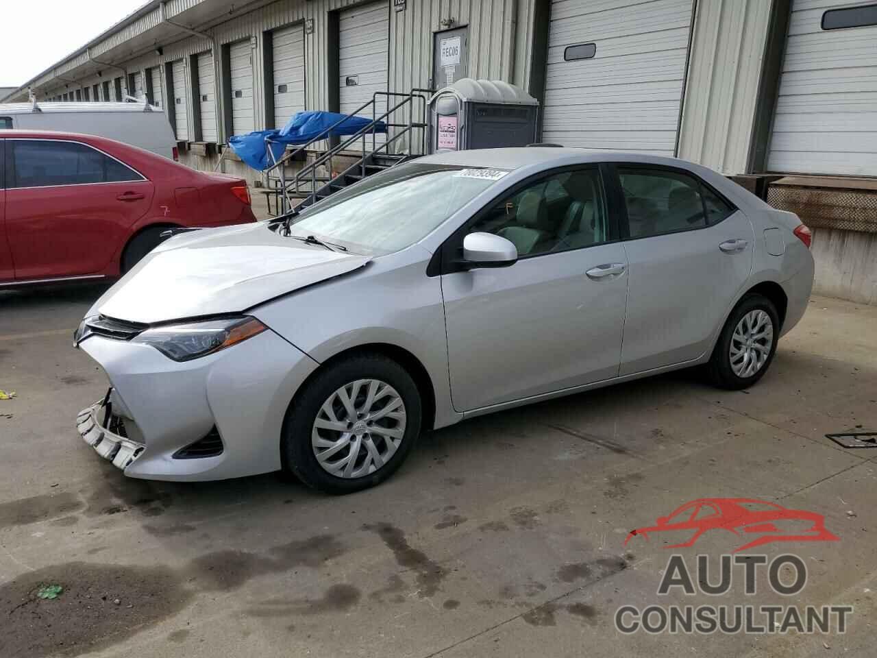 TOYOTA COROLLA 2018 - 5YFBURHE5JP829784