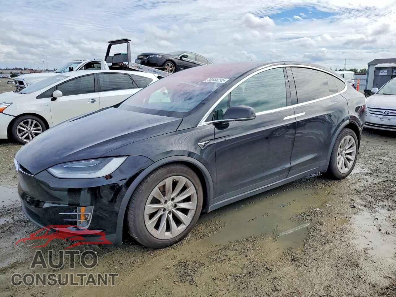 TESLA MODEL X 2017 - 5YJXCBE29HF037735