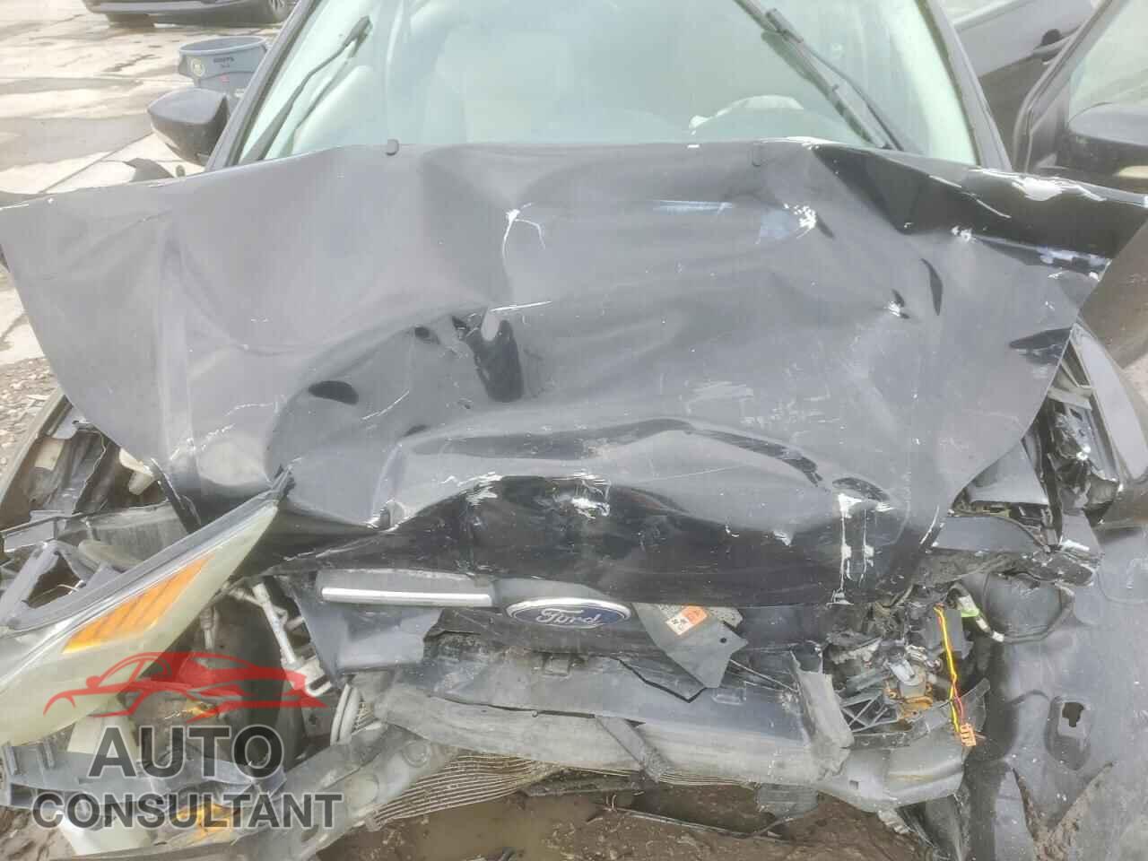 FORD FOCUS 2014 - 1FADP3F23EL443925