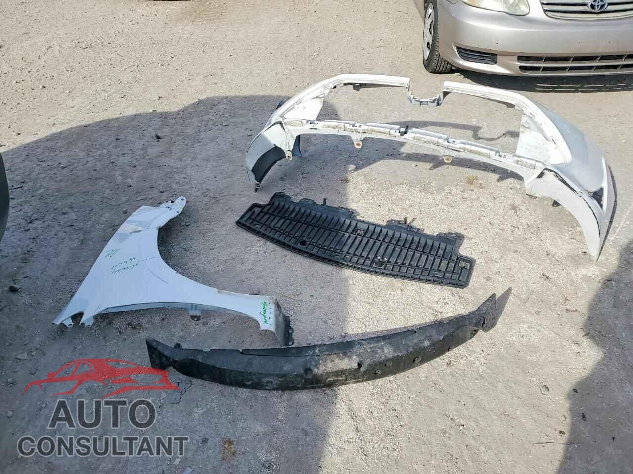 TOYOTA COROLLA 2017 - 2T1BURHEXHC814322
