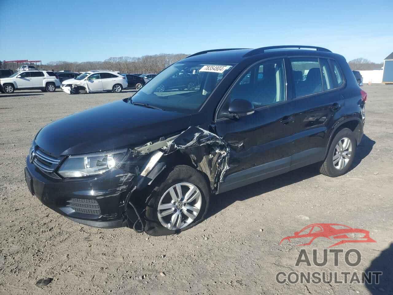 VOLKSWAGEN TIGUAN 2016 - WVGBV7AX2GW617448