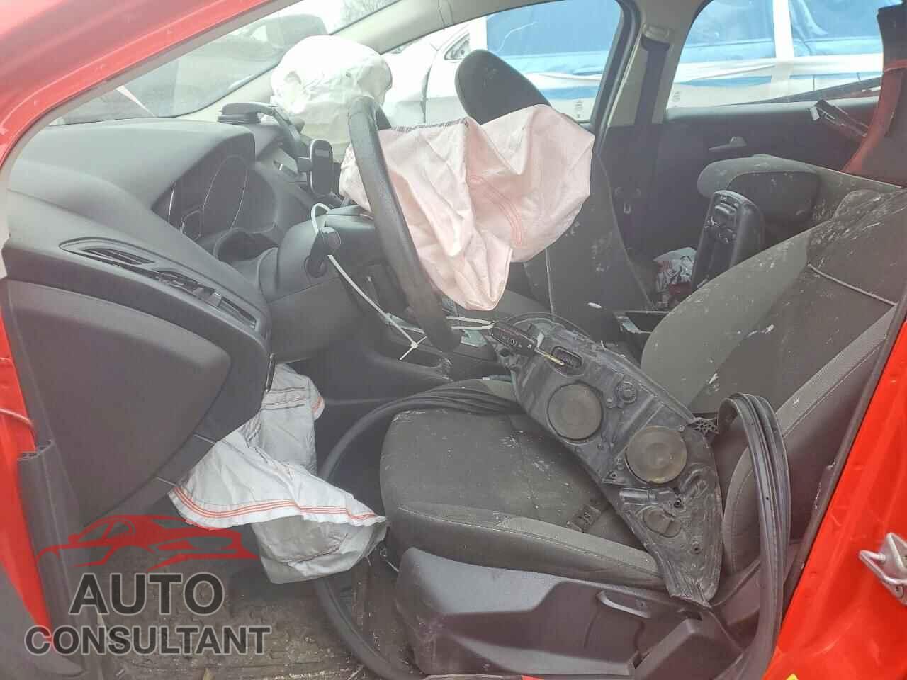 FORD FOCUS 2014 - 1FADP3F26EL235232