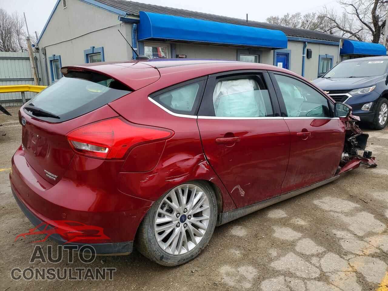FORD FOCUS 2015 - 1FADP3N23FL247549