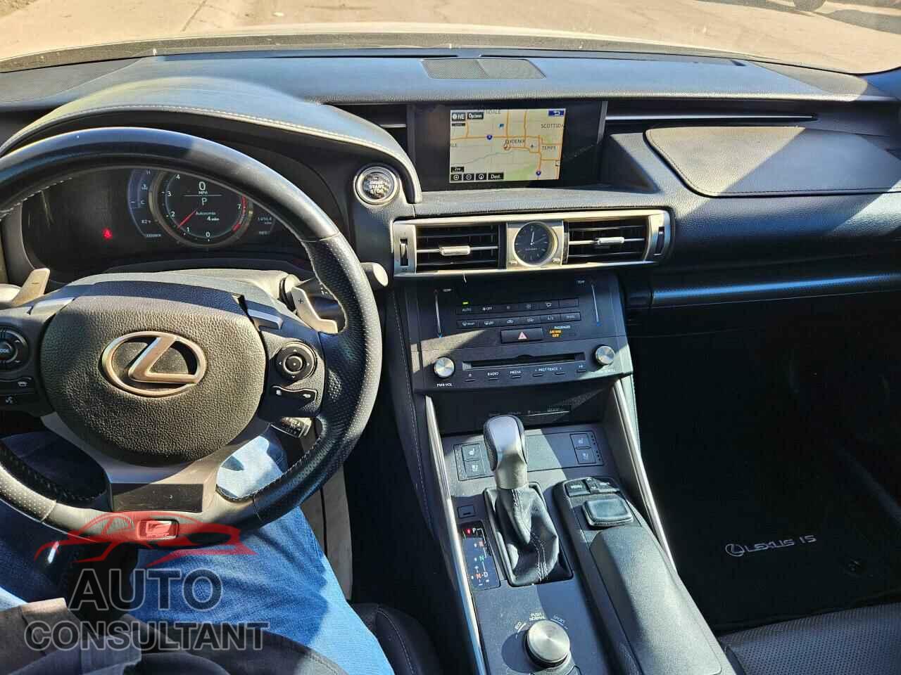 LEXUS IS 2015 - JTHBF1D21F5064325